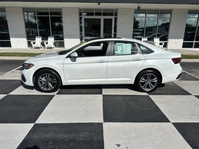 Used 2024 Volkswagen Jetta SE w/ Panoramic Sunroof Package