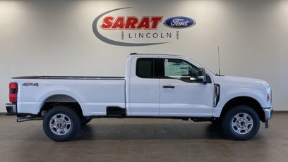 New 2025 Ford F250 XLT w/ 360-Degree Camera Package