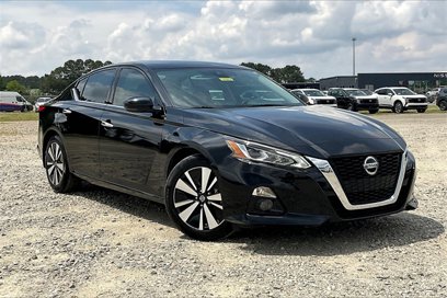 Used 2021 Nissan Altima 2.5 SL