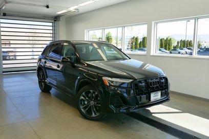 New 2025 Audi Q7 3.0T Premium Plus