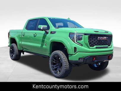New 2025 GMC Sierra 1500 AT4 w/ Technology Package