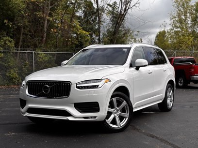 Used 2021 Volvo XC90 T6 Momentum