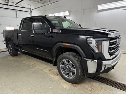 New 2025 GMC Sierra 2500 SLT w/ SLT Convenience Package