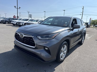 Used 2021 Toyota Highlander LE