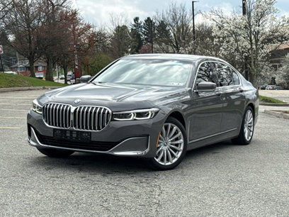 Certified 2022 BMW 740i xDrive w/ Premium Package