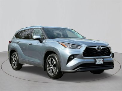 Used 2020 Toyota Highlander XLE