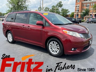 Used 2017 Toyota Sienna XLE