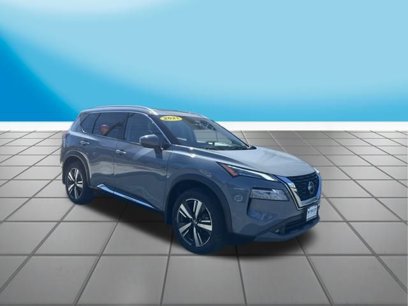 Used 2021 Nissan Rogue SL w/ Premium Package