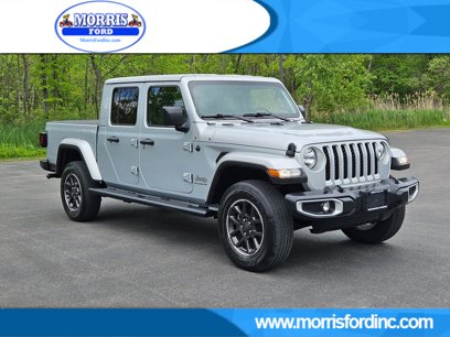 Used 2023 Jeep Gladiator Overland w/ Popular Equipment Package