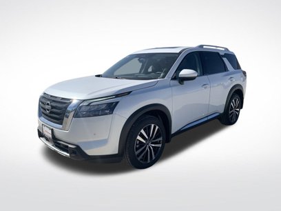 New 2025 Nissan Pathfinder Platinum