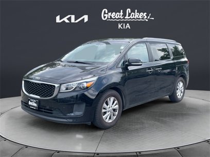 Used 2015 Kia Sedona LX