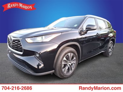 Used 2023 Toyota Highlander XLE