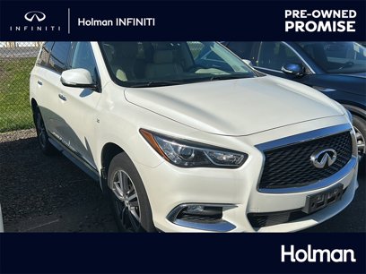Used 2017 INFINITI QX60 AWD w/ Premium Package