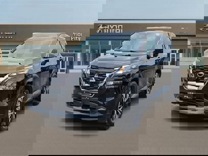Used 2022 Nissan Rogue SV
