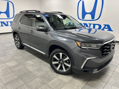 Certified 2025 Honda Pilot Touring