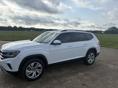 Used 2021 Volkswagen Atlas SE w/ Panoramic Sunroof Package