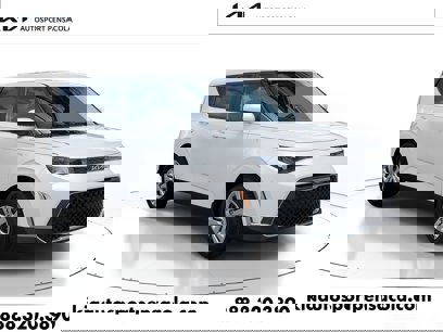 New 2025 Kia Soul LX