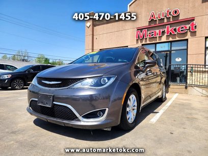 Used 2017 Chrysler Pacifica Touring-L