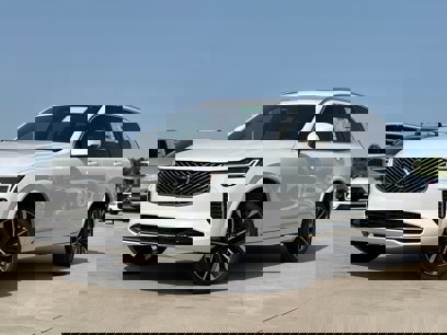 New 2025 Volvo XC90 B6 Core w/ Protection Package Premier