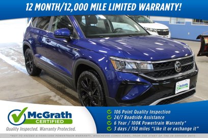 Used 2022 Volkswagen Taos SE w/ Panoramic Sunroof Package