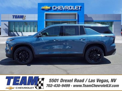New 2025 Chevrolet Traverse LT w/ Driver Confidence Package