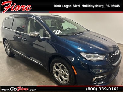 Used 2023 Chrysler Pacifica Limited