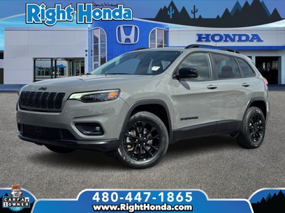 Used 2023 Jeep Cherokee Altitude Lux