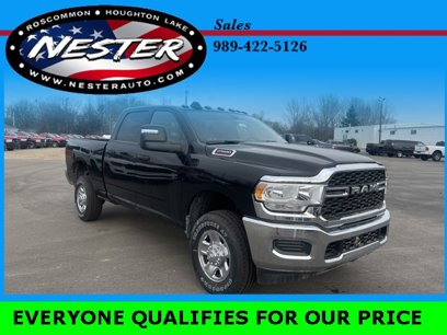 New 2024 RAM 2500 Tradesman w/ Chrome Appearance Group