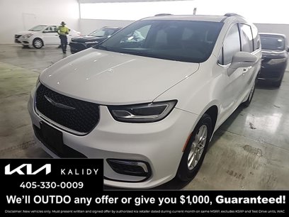 Used 2022 Chrysler Pacifica Touring-L