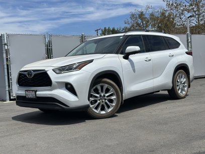 Certified 2023 Toyota Highlander Limited