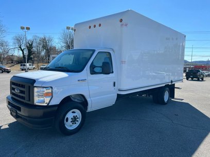 Used 2024 Ford E-450 and Econoline 450 Super Duty w/ Power Windows & Locks Group
