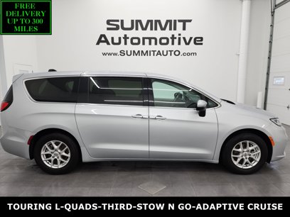 Used 2023 Chrysler Pacifica Touring-L