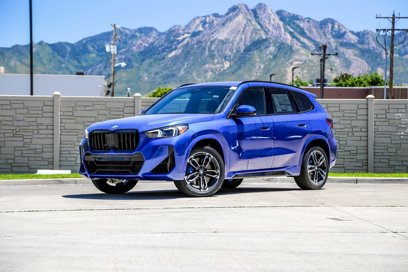 New 2025 BMW X1 xDrive28i w/ Premium Package