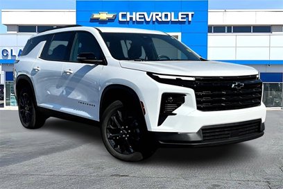 New 2025 Chevrolet Traverse LT