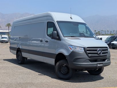 New 2025 Mercedes-Benz Sprinter 2500