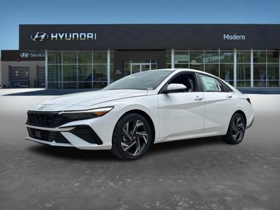 New 2025 Hyundai Elantra SEL