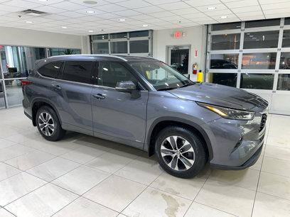 Used 2022 Toyota Highlander XLE