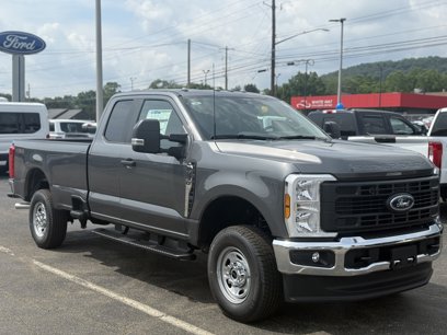 New 2025 Ford F250 XLT