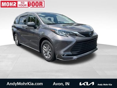 Used 2022 Toyota Sienna XLE