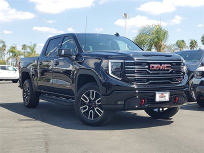 New 2026 GMC Sierra 1500 AT4 w/ AT4 Premium Package