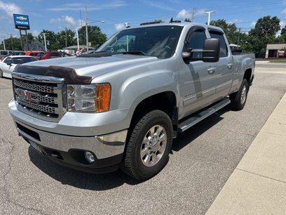 Used 2014 GMC Sierra 2500 SLT w/ Snow Plow Prep Package