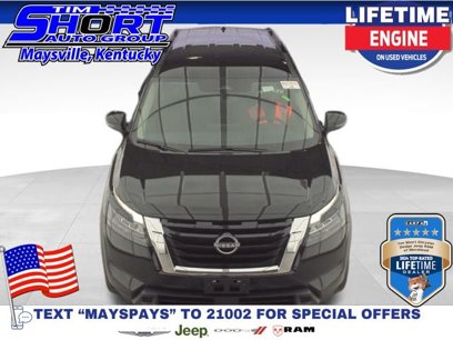 Used 2024 Nissan Pathfinder SV