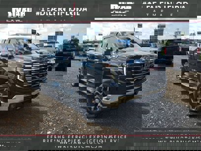 Used 2024 GMC Sierra 1500 SLT w/ SLT Premium Plus Package