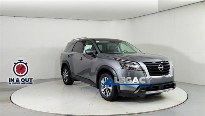 New 2025 Nissan Pathfinder SL