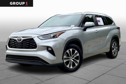 Used 2023 Toyota Highlander XLE