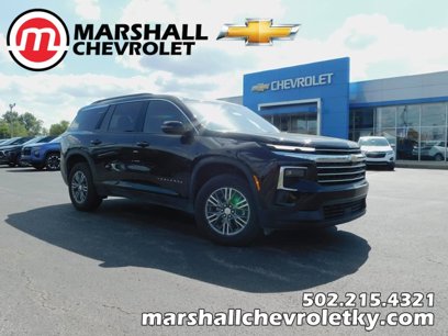 Used 2025 Chevrolet Traverse LT
