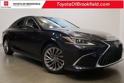 Used 2022 Lexus ES 300h w/ Luxury Package
