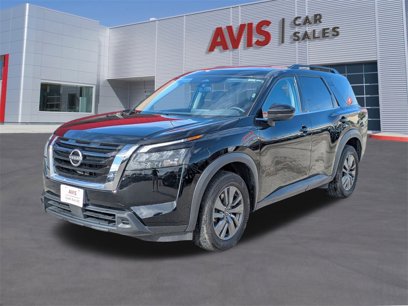 Used 2024 Nissan Pathfinder SV