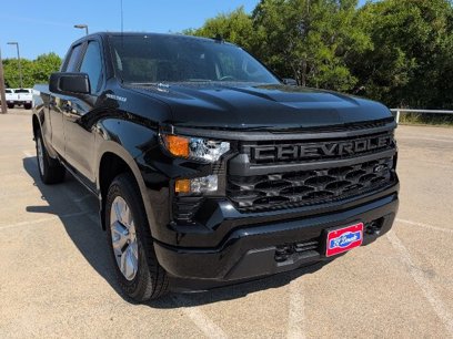 New 2025 Chevrolet Silverado 1500 Custom