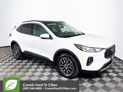 New 2025 Ford Escape SE